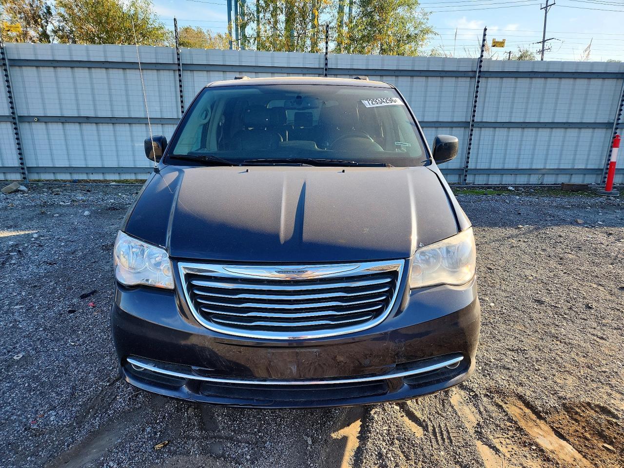 2014 Chrysler Town & Country Touring - Фото 5