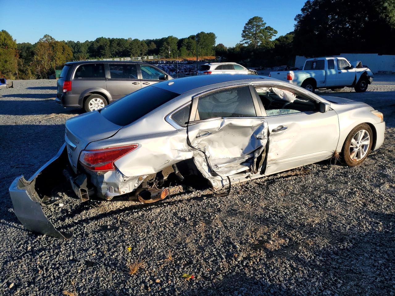 2013 Nissan Altima 2.5 - Фото 3
