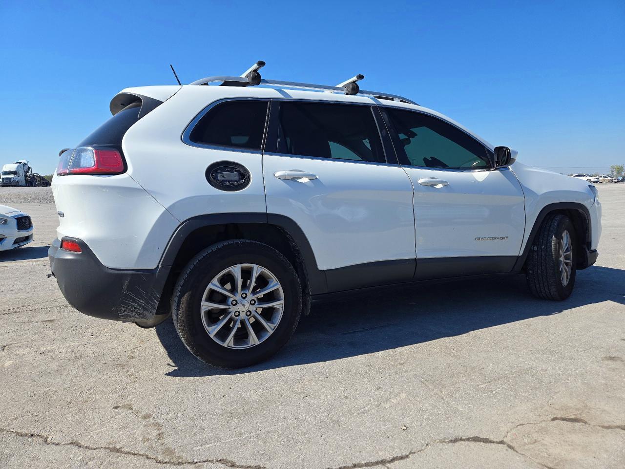 2019 Jeep Cherokee Latitude - Фото 3
