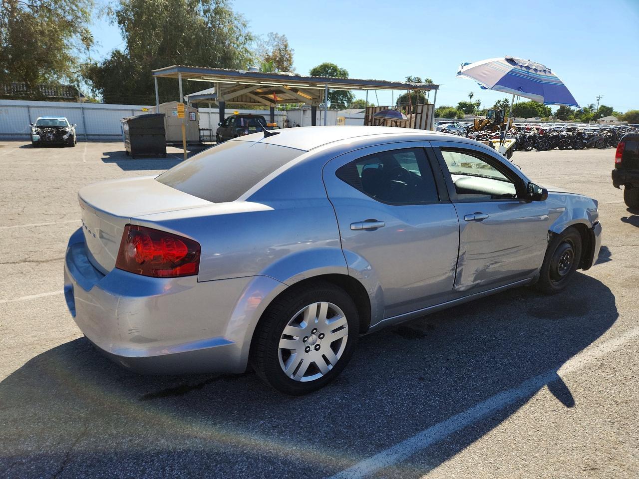 2014 Dodge Avenger Se - Фото 3