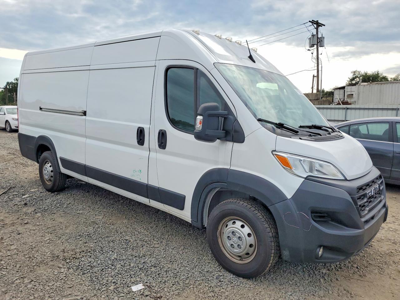 2023 Ram Promaster 3500 Delivery Van - Image 4