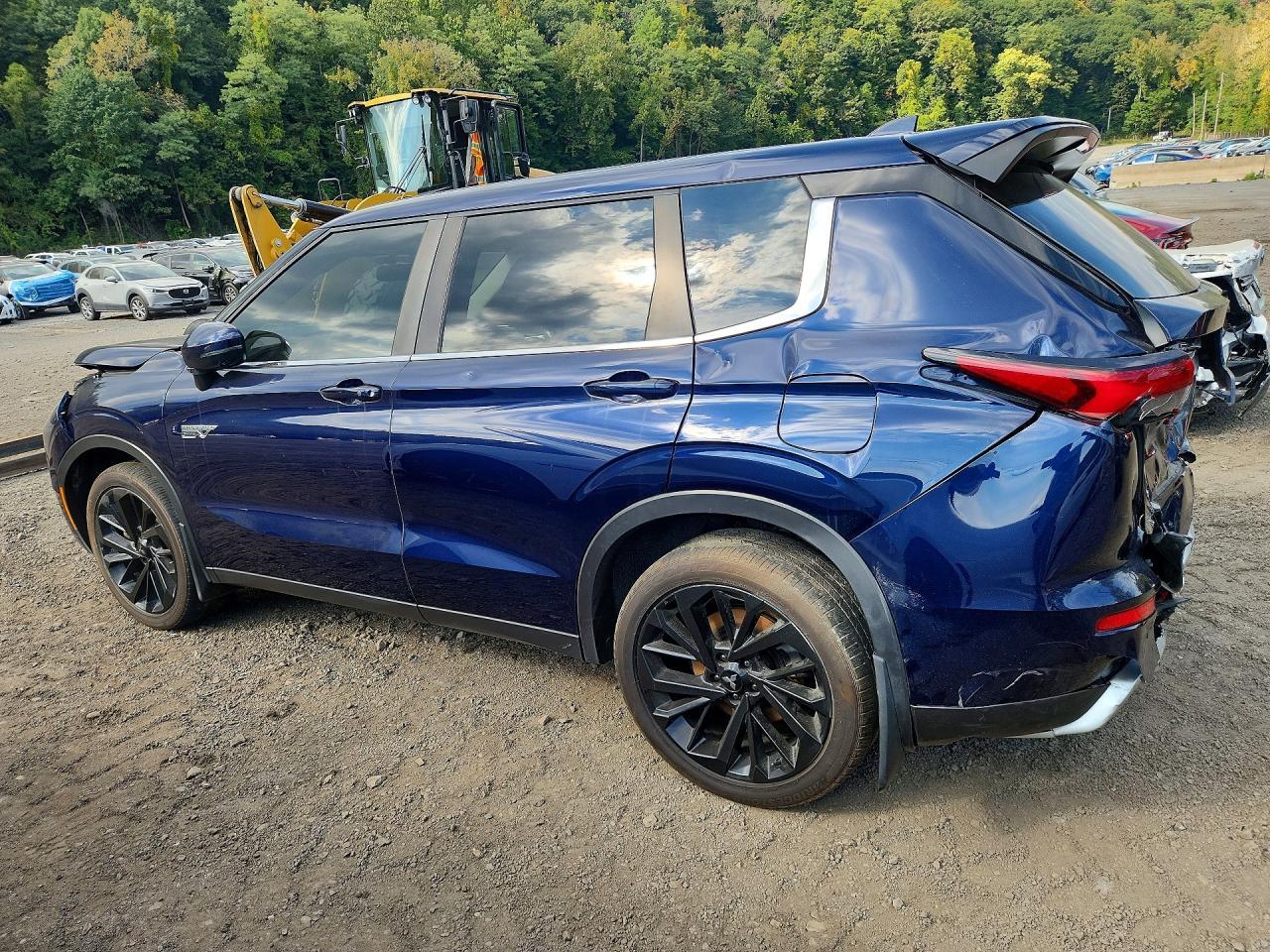 2024 Mitsubishi Outlander Se - Фото 2