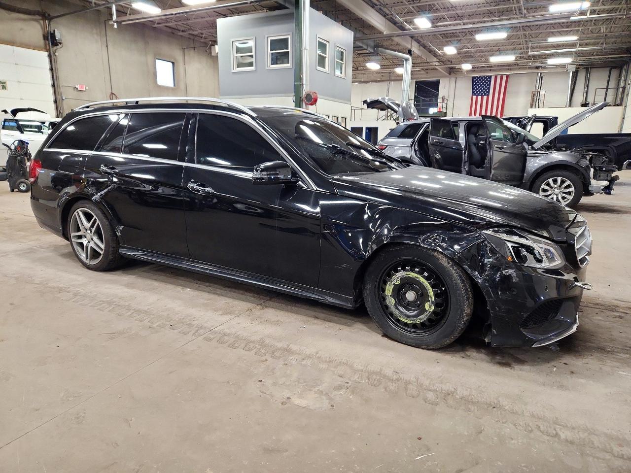 2016 Mercedes-Benz E 350 4Matic Wagon - Фото 4