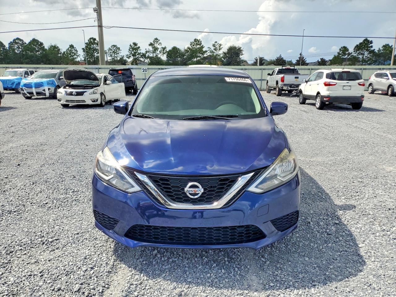 2017 Nissan Sentra S - Image 5