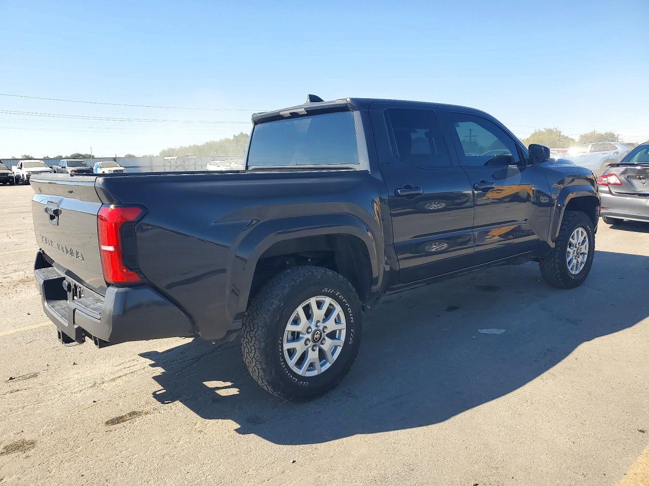 2025 Toyota Tacoma Sr5 - Фото 3