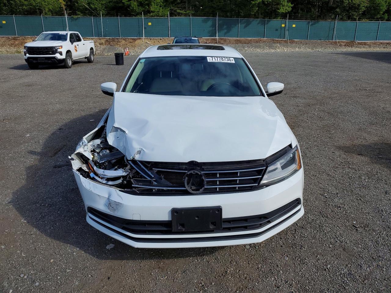 2018 Volkswagen Jetta Se - Image 5