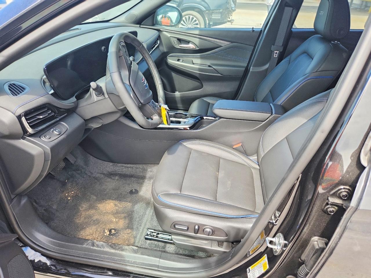 2025 Buick Envista Sport Touring - Image 7