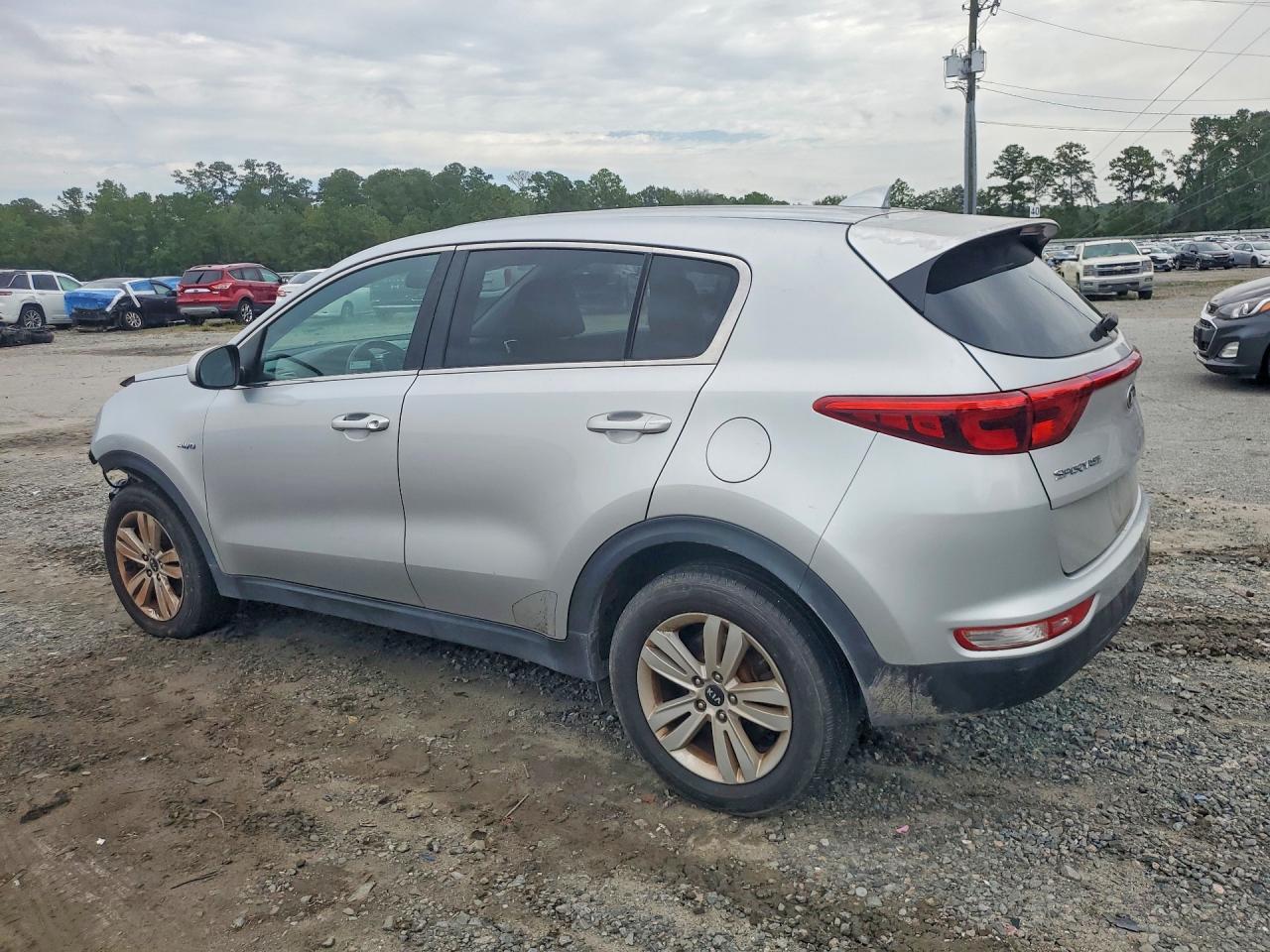 2019 Kia Sportage Lx - Image 2