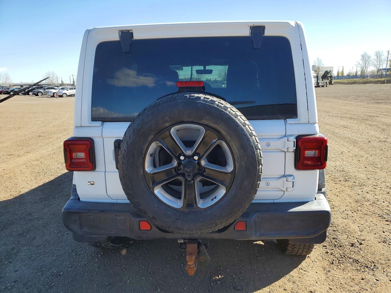 2021 Jeep Wrangler Unlimited Sahara - Image 6
