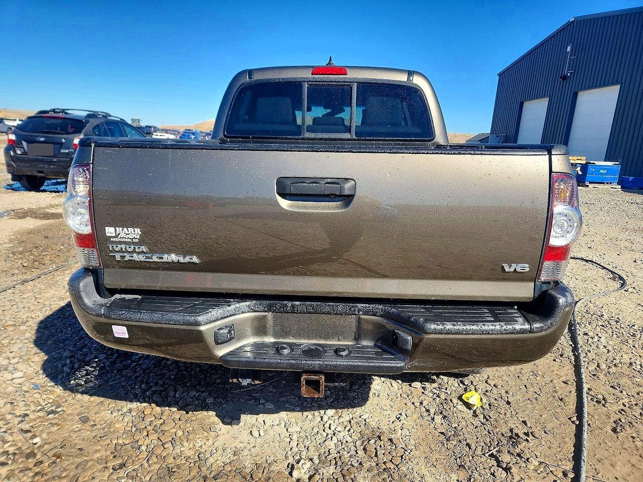 2014 Toyota Tacoma V6 - Фото 6