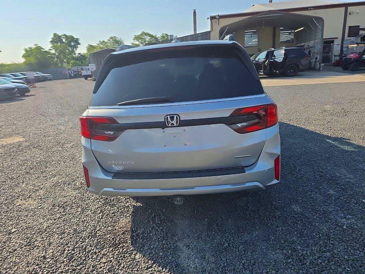 2026 Honda Odyssey Touring - Фото 6