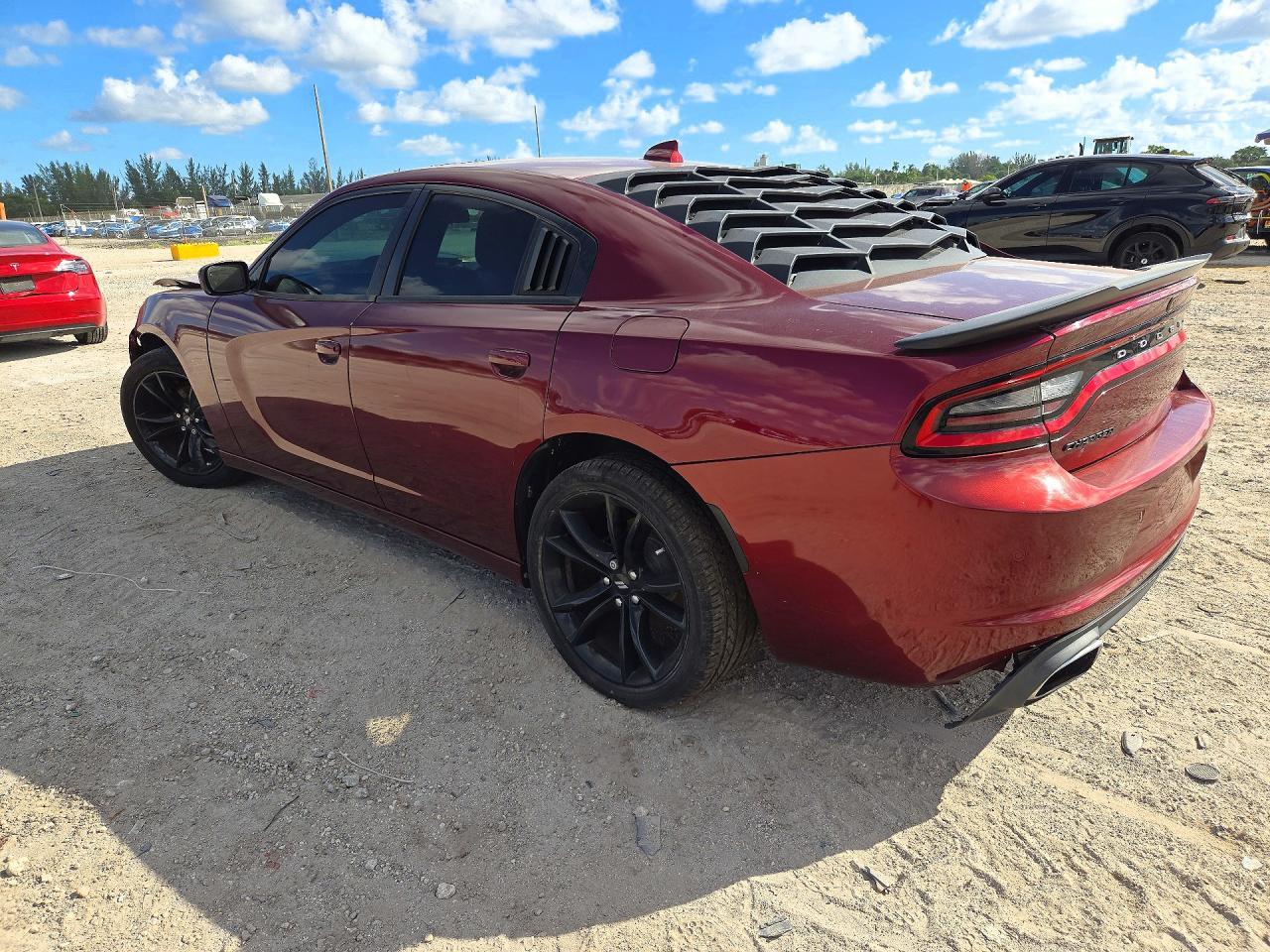 2018 Dodge Charger Sxt Plus - Image 2