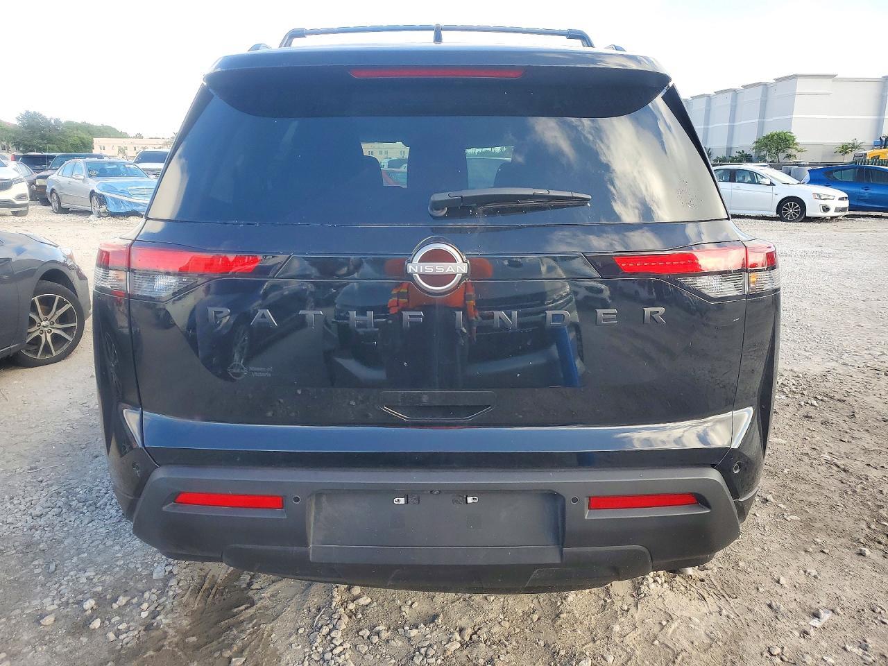 2025 Nissan Pathfinder Sv - Image 6
