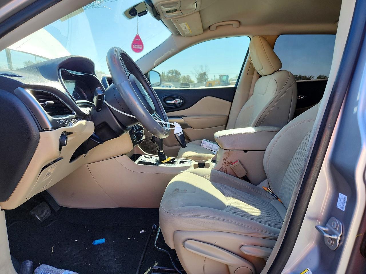 2020 Jeep Cherokee Latitude - Фото 7