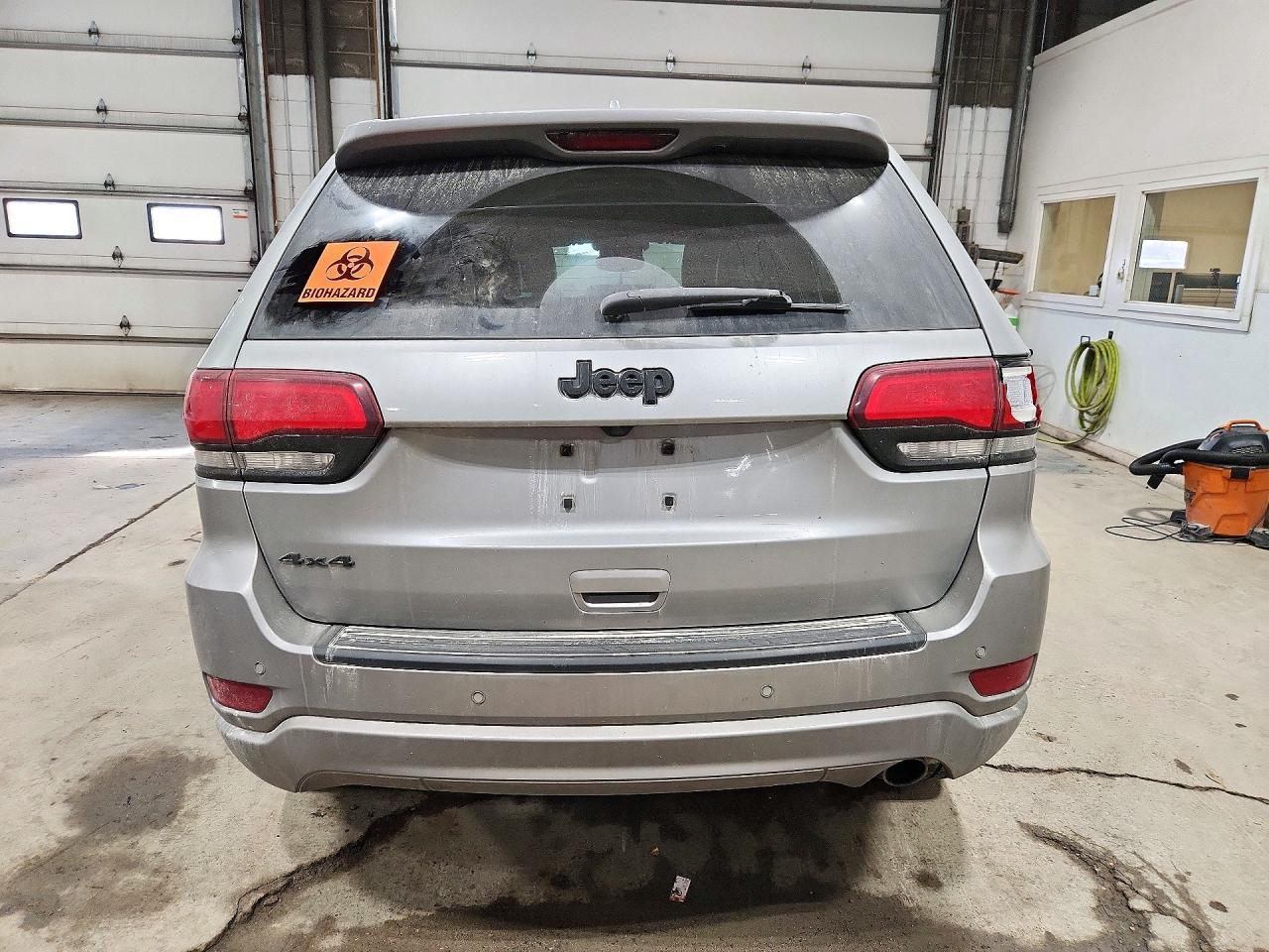 2019 Jeep Grand Cherokee Laredo - Image 6