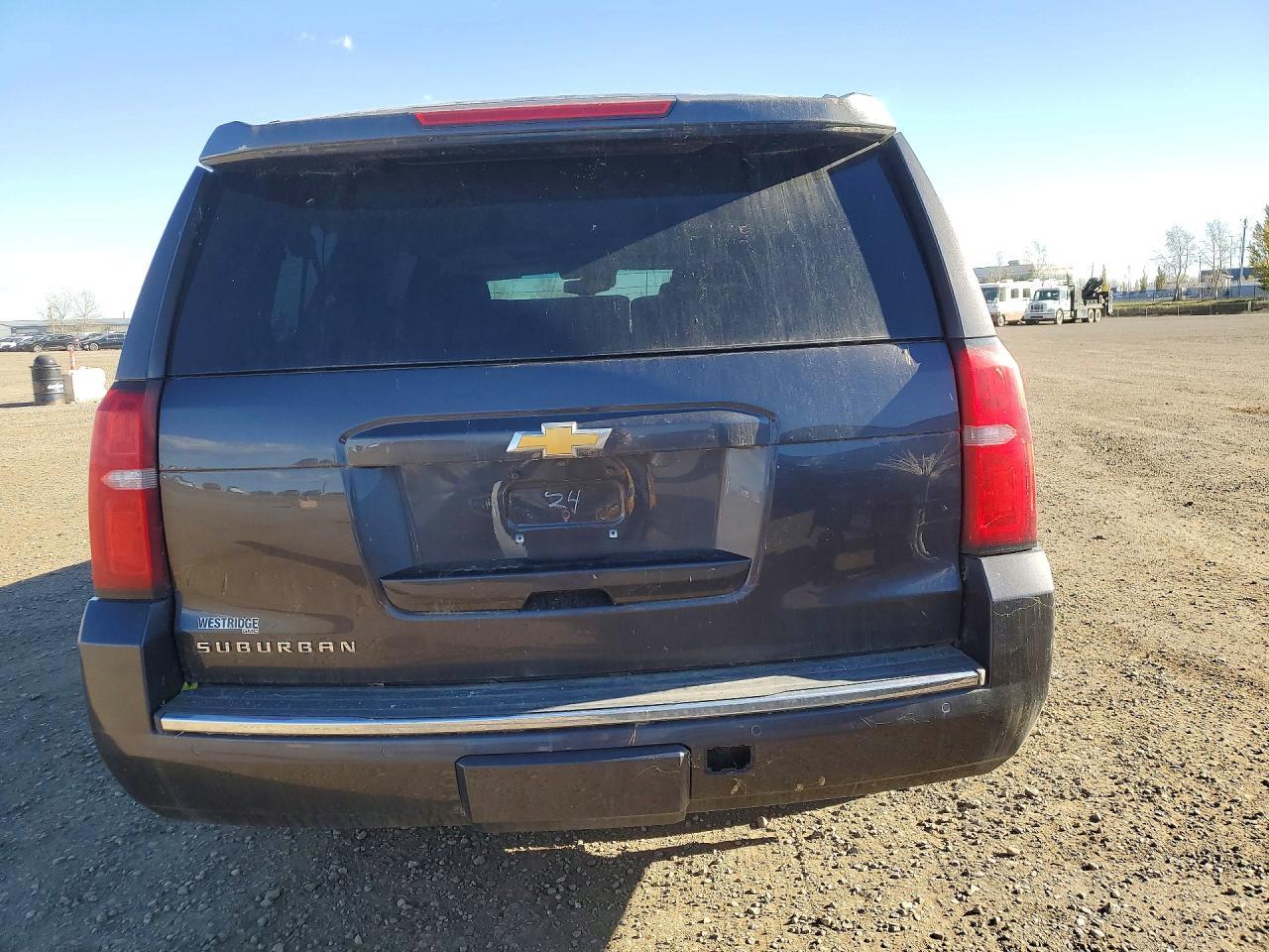 2015 Chevrolet Suburban K1500 Ltz - Image 6