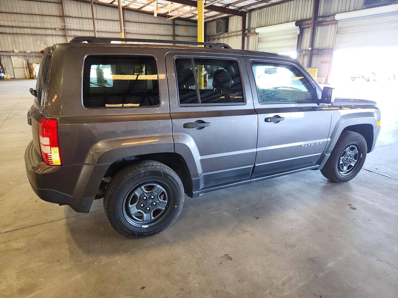 2016 Jeep Patriot Sport - Image 3