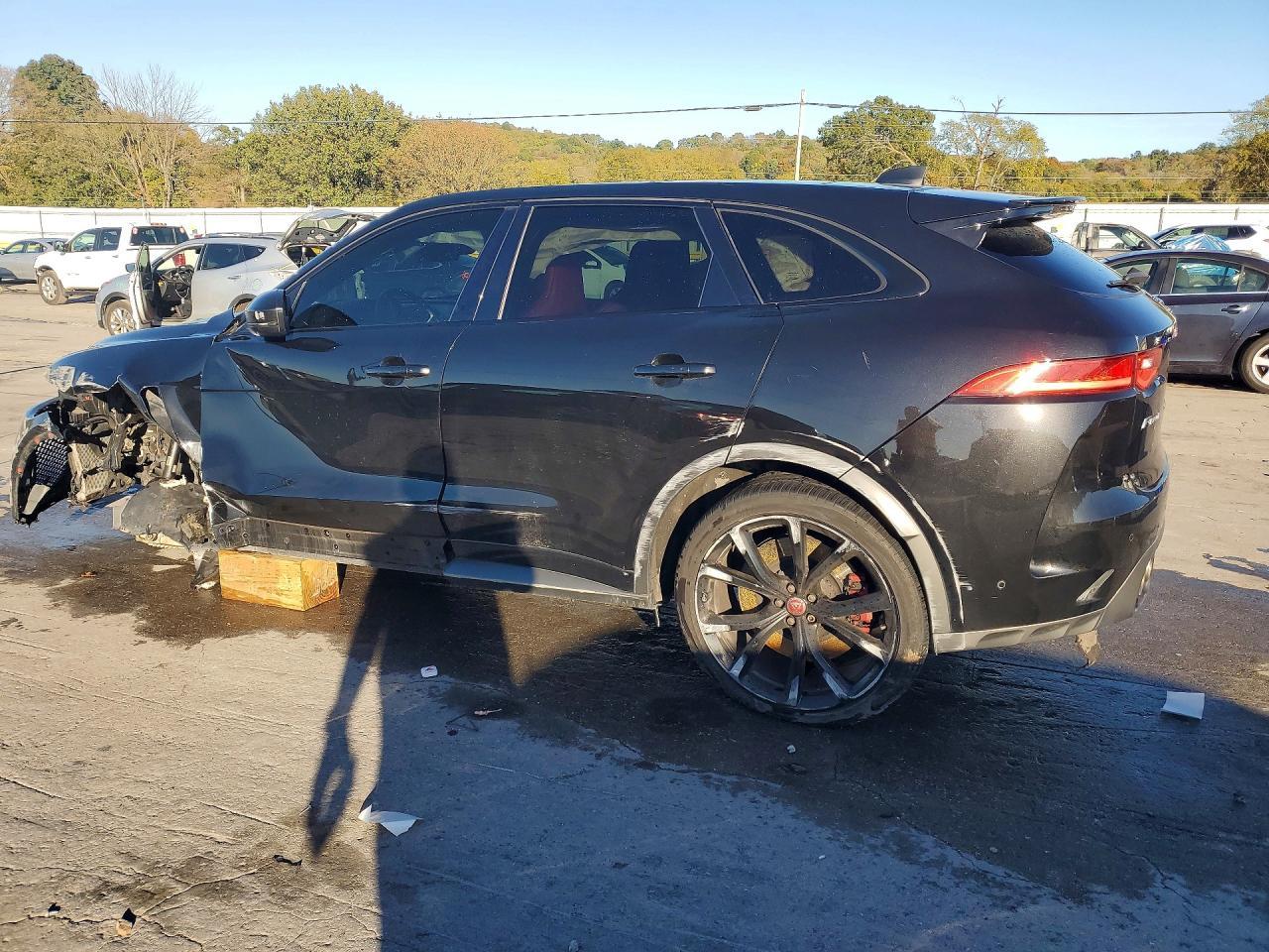 2020 Jaguar F-Pace Svr - Image 2
