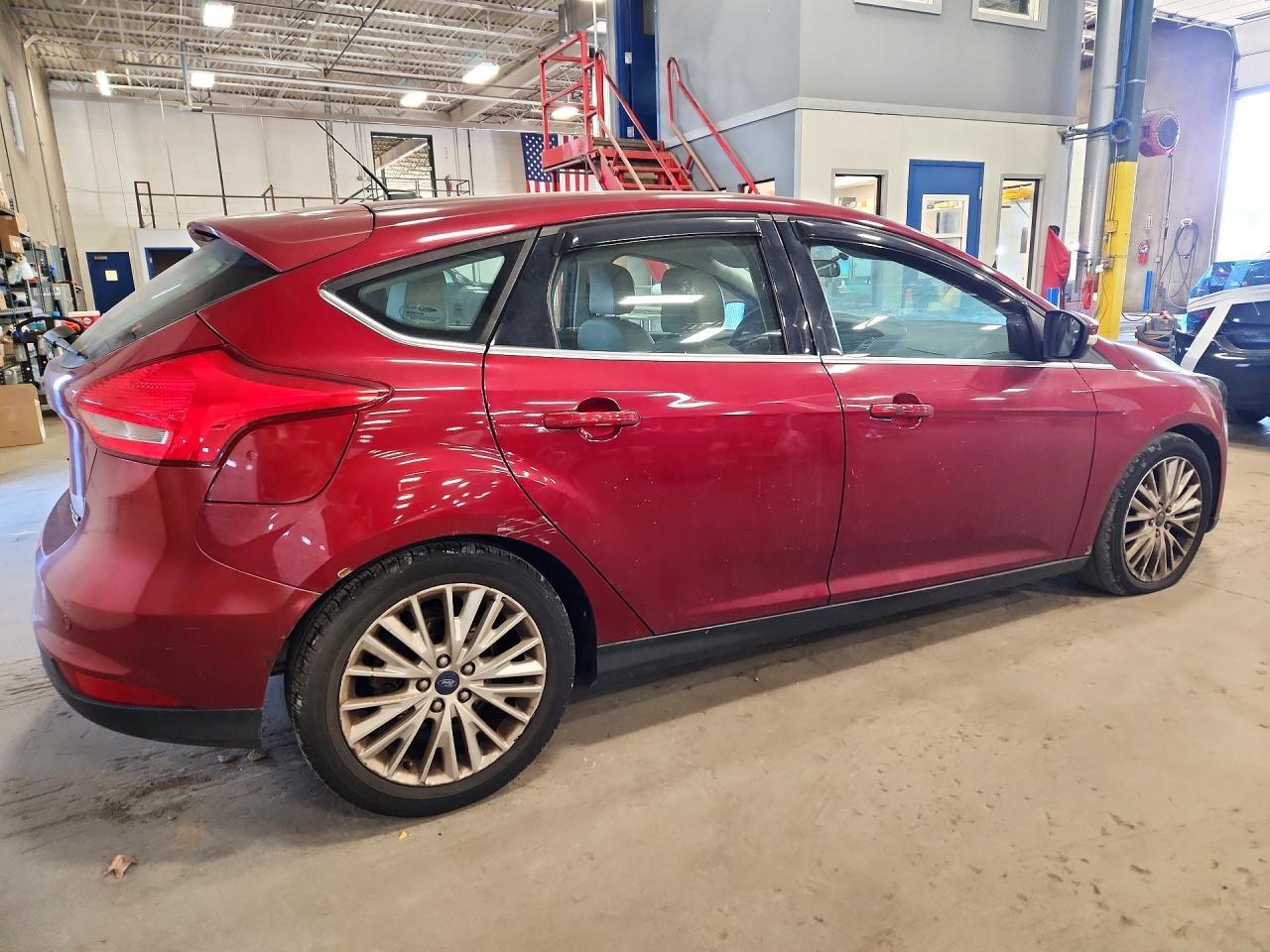 2015 Ford Focus Titanium - Фото 3