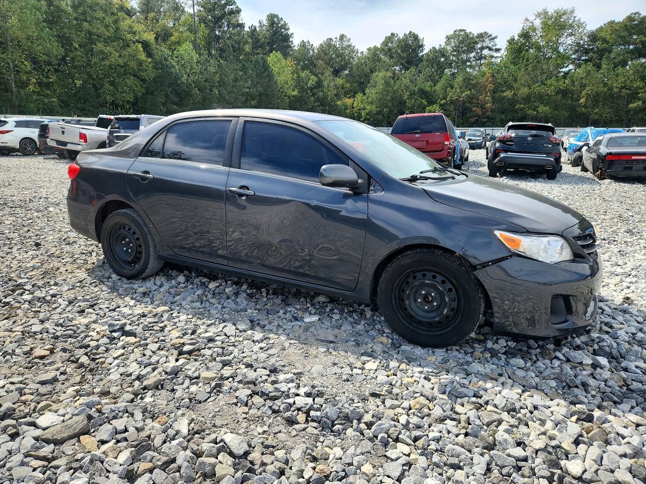 2013 Toyota Corolla Le - Image 4