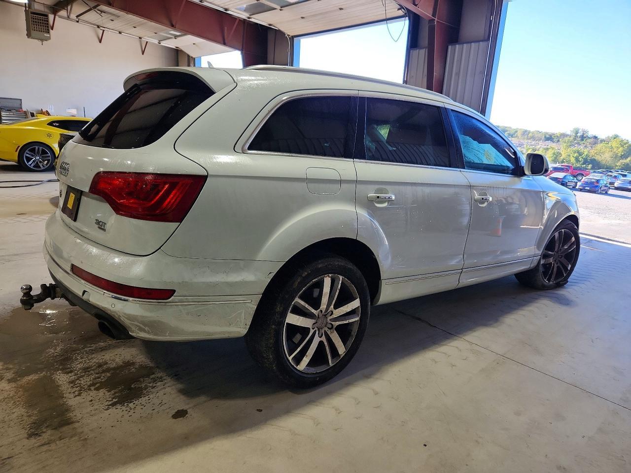 2015 Audi Q7 Premium Plus - Фото 3