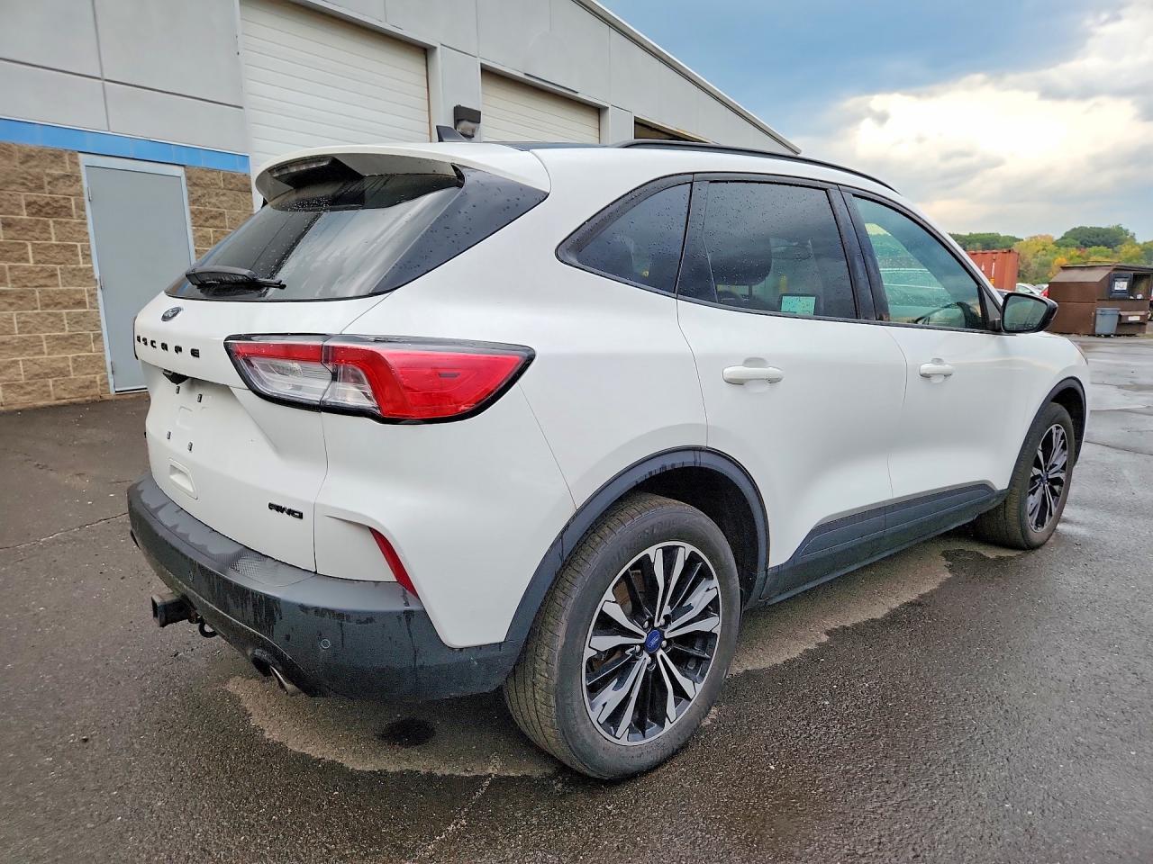 2022 Ford Escape Sel - Фото 3