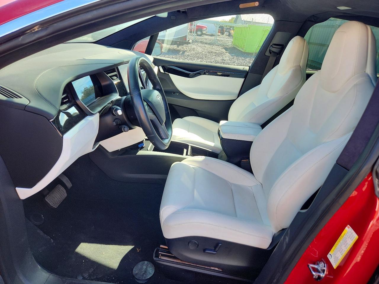 2019 Tesla Model X - Фото 7