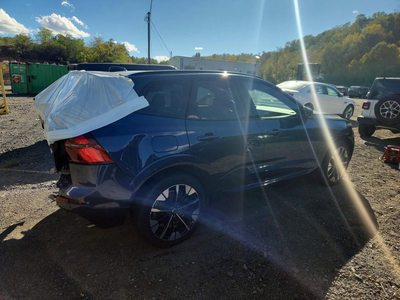 2026 Volvo Xc60 Plus - Image 3
