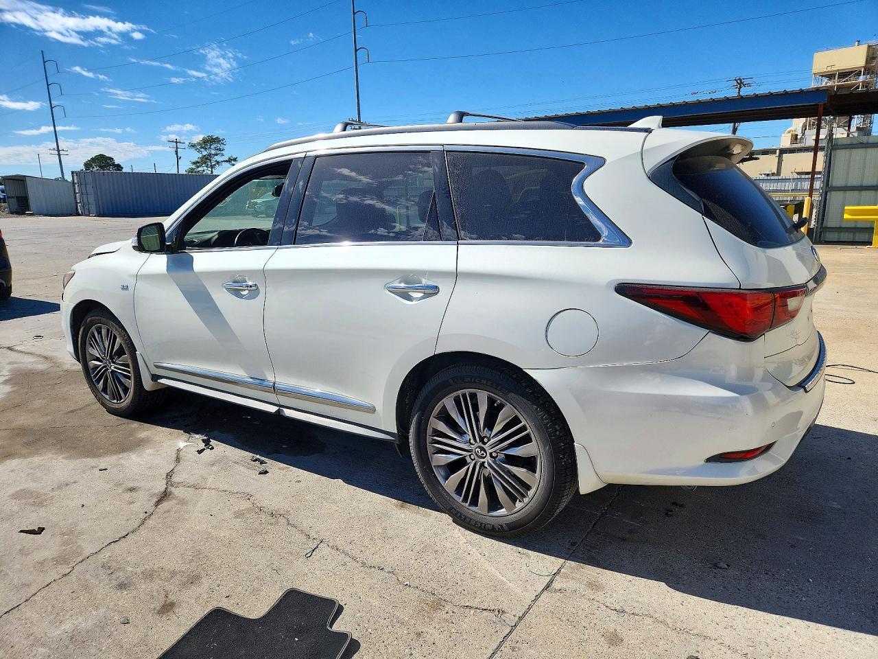 2019 Infiniti Qx60 Luxe - Image 2