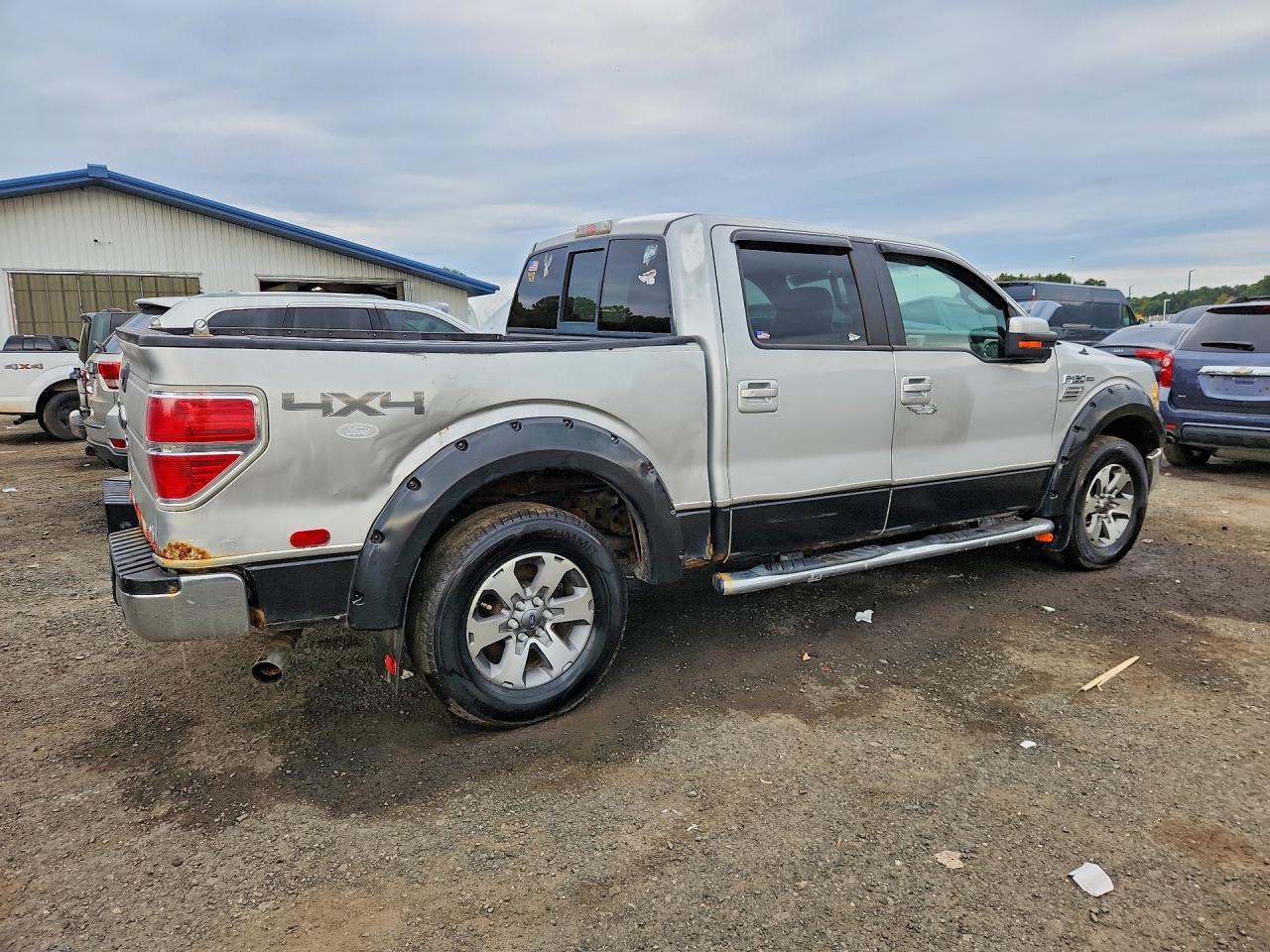 2010 Ford F150 Supercrew - Фото 3