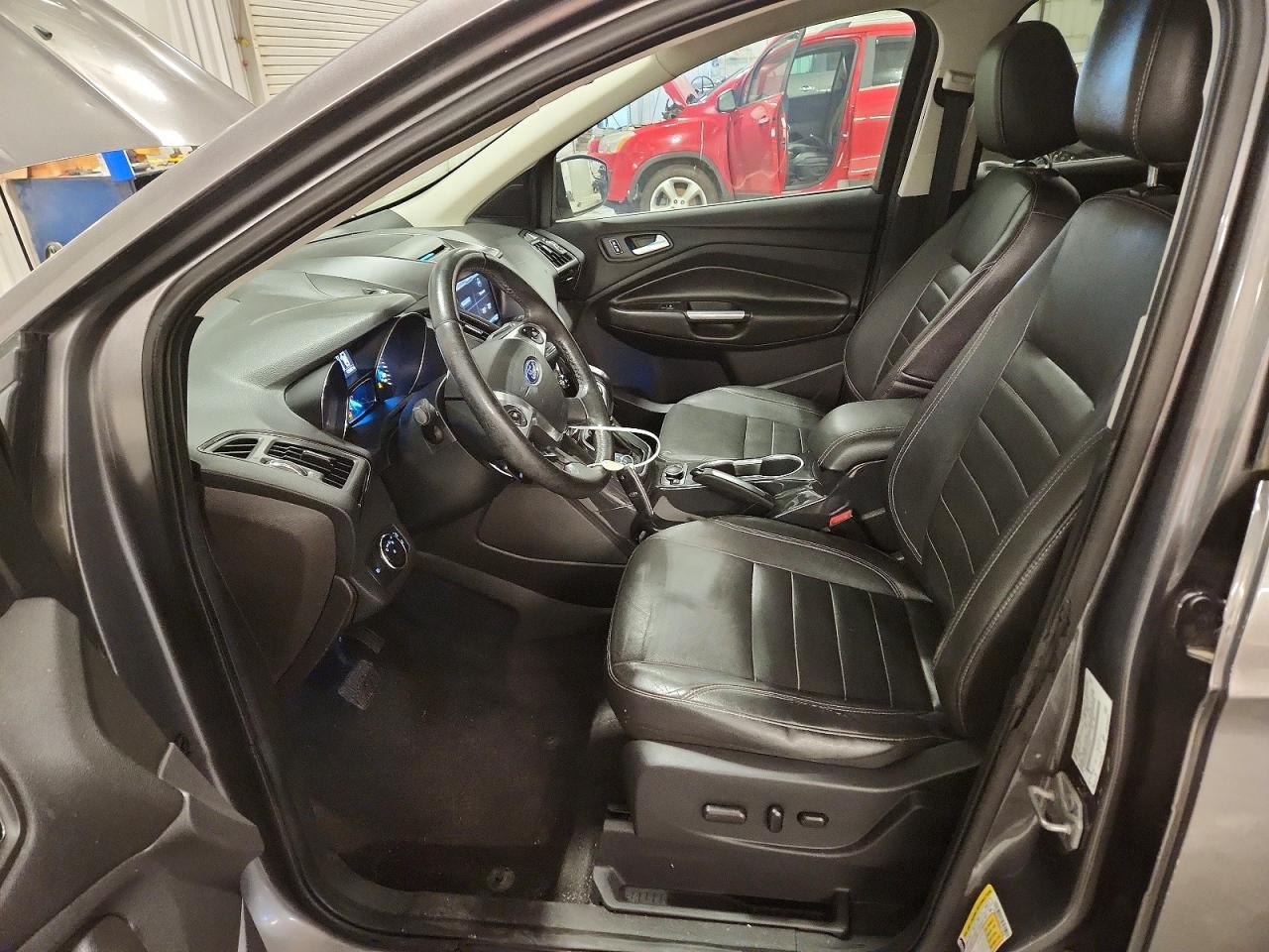 2014 Ford Escape Titanium - Фото 7