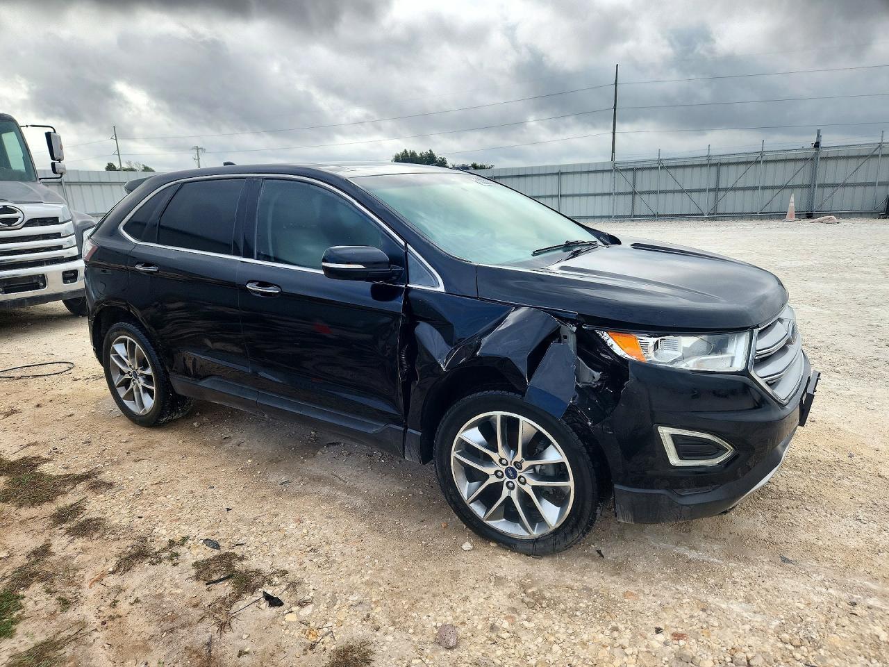 2016 Ford Edge Titanium - Фото 4