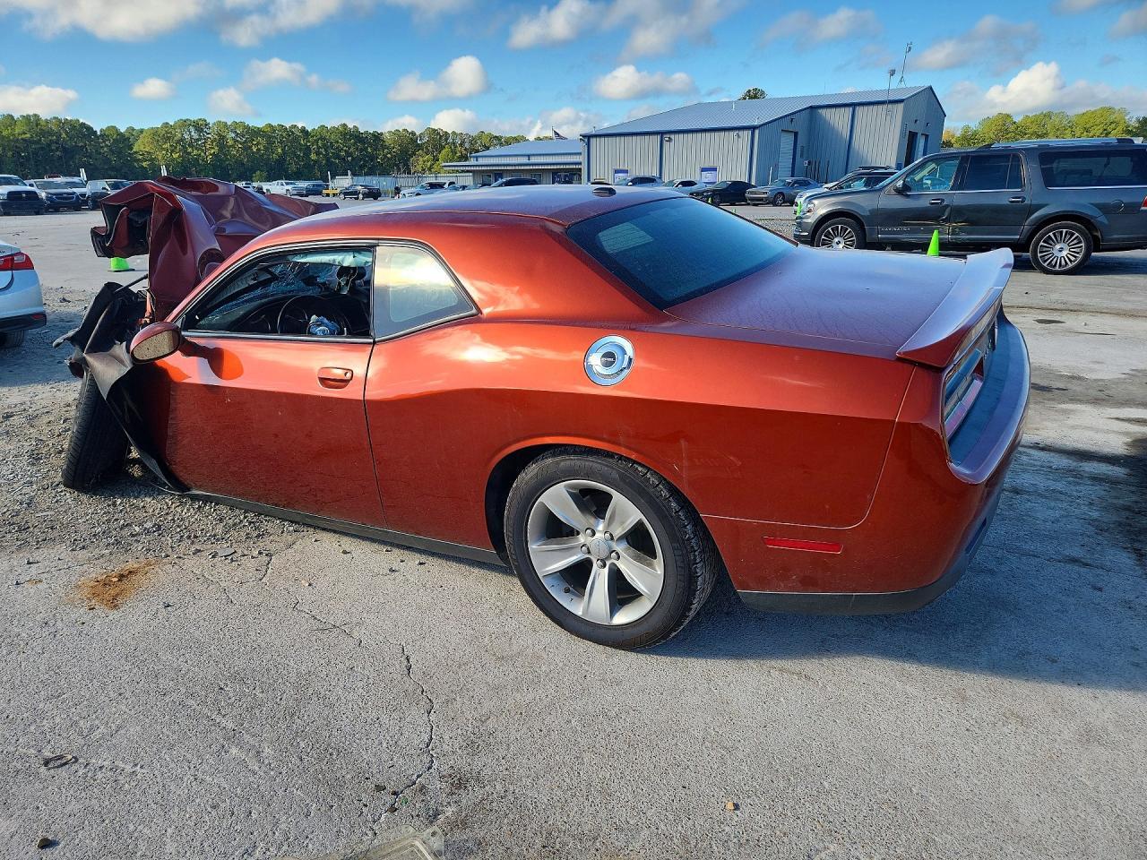 2021 Dodge Challenger - Image 2