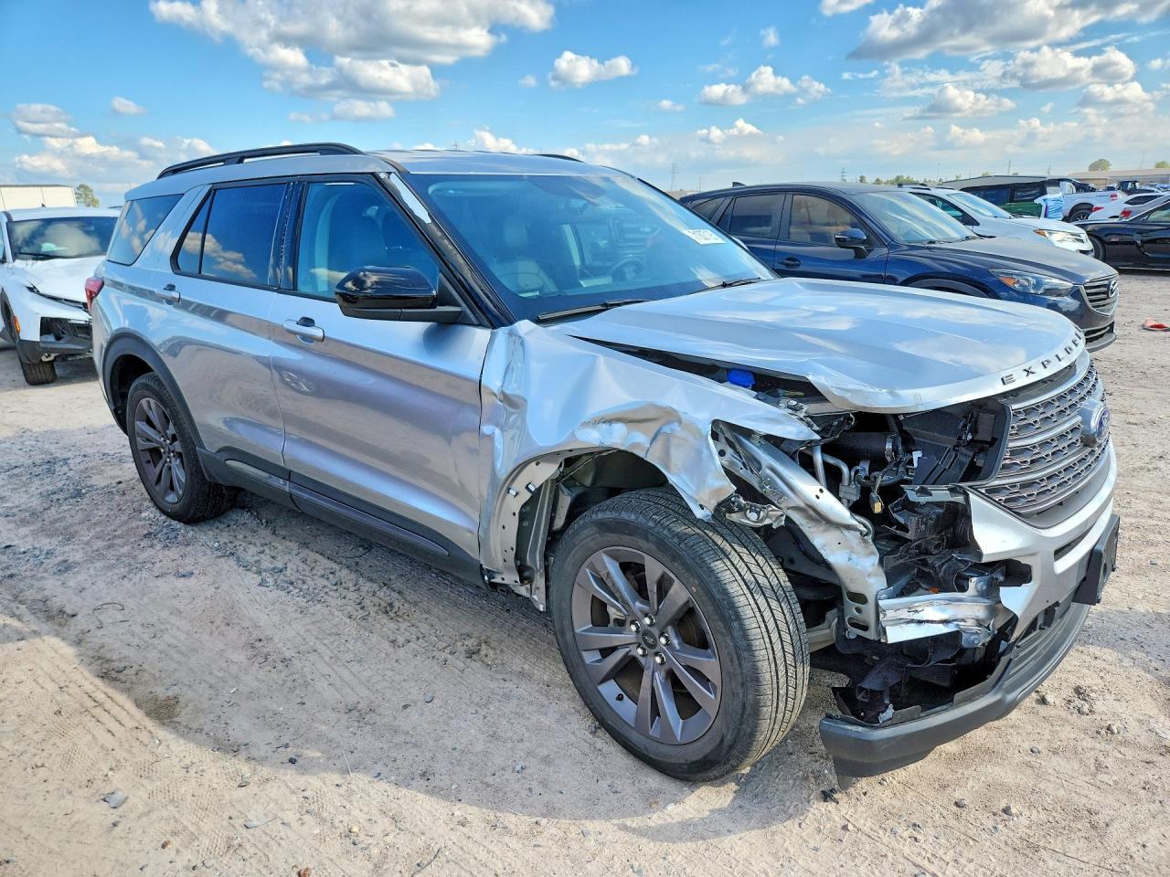 2024 Ford Explorer Xlt - Фото 4