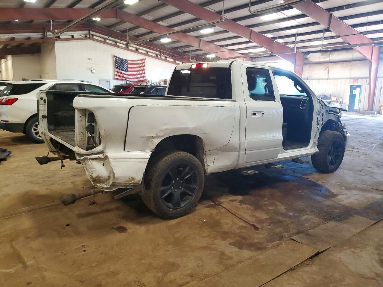 2021 Ram 1500 Big Horn/Lone Star - Фото 3