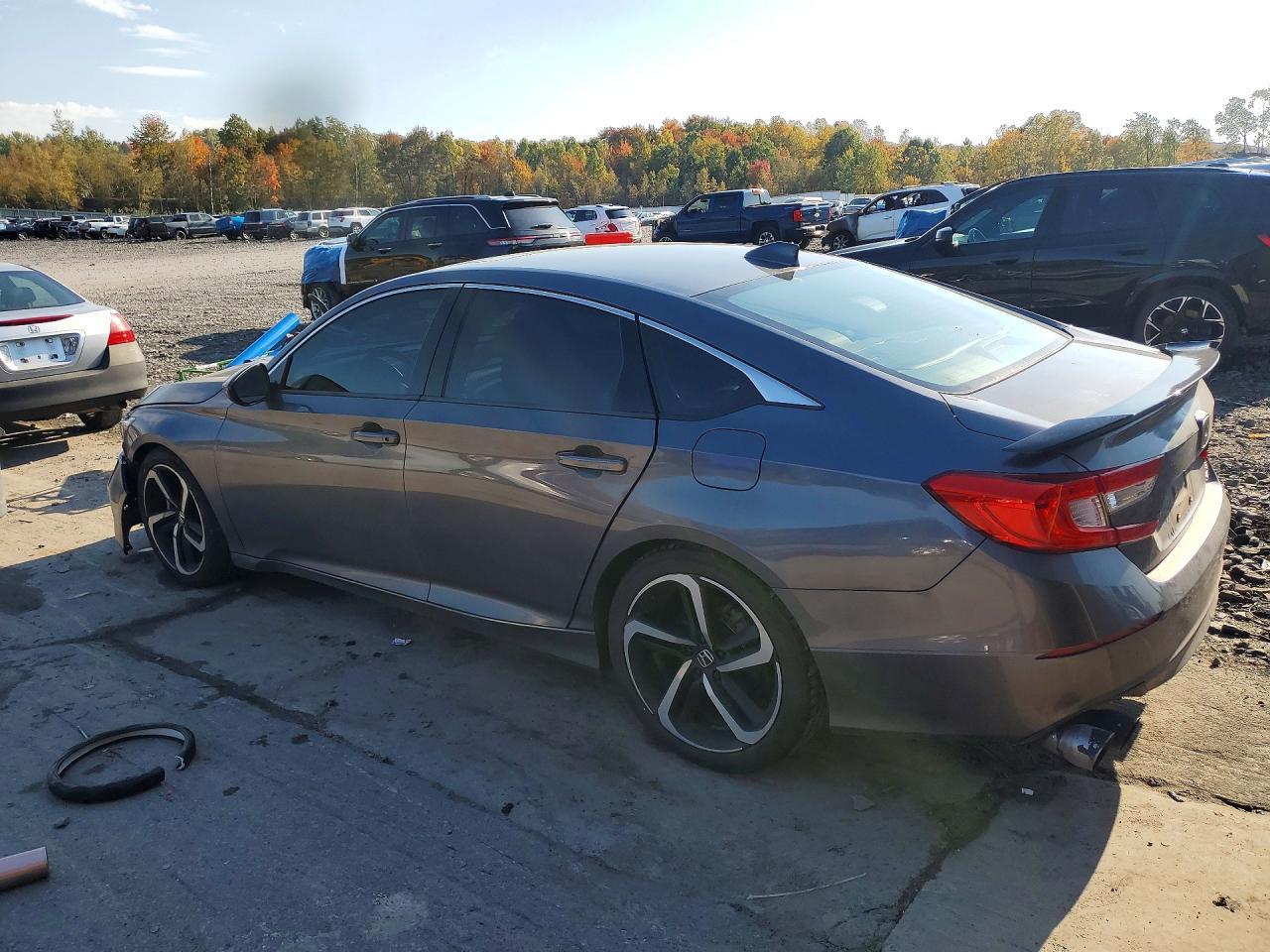 2018 Honda Accord Sport - Image 2