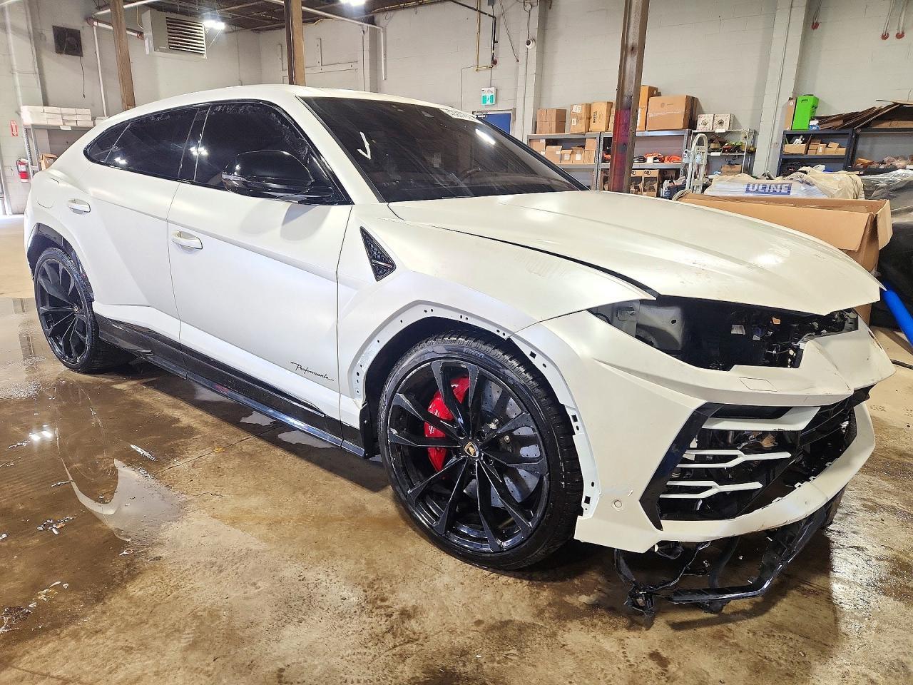 2021 Lamborghini Urus - Image 4