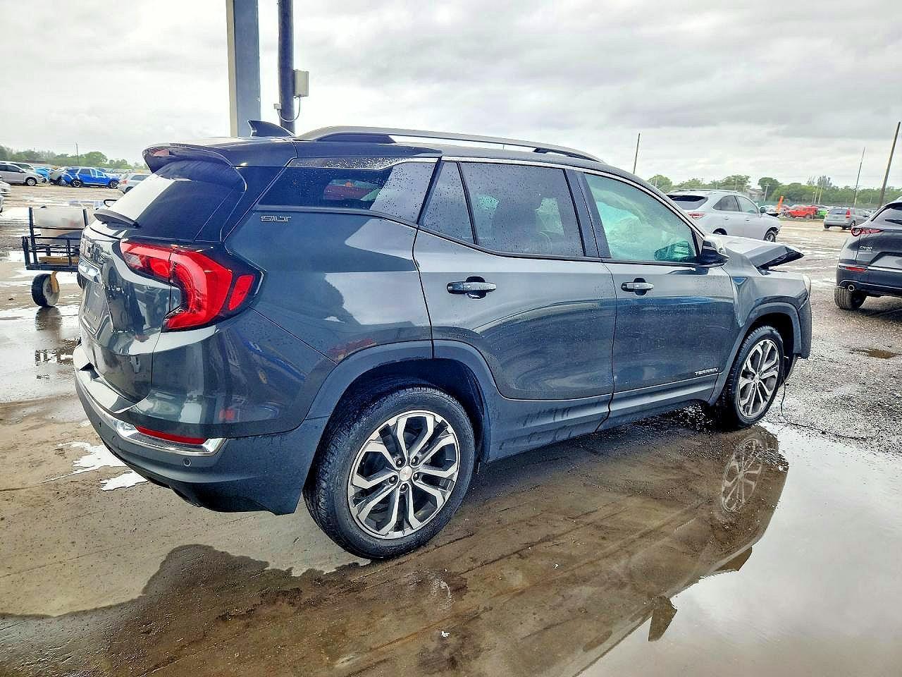 2018 GMC Terrain Slt - Image 3