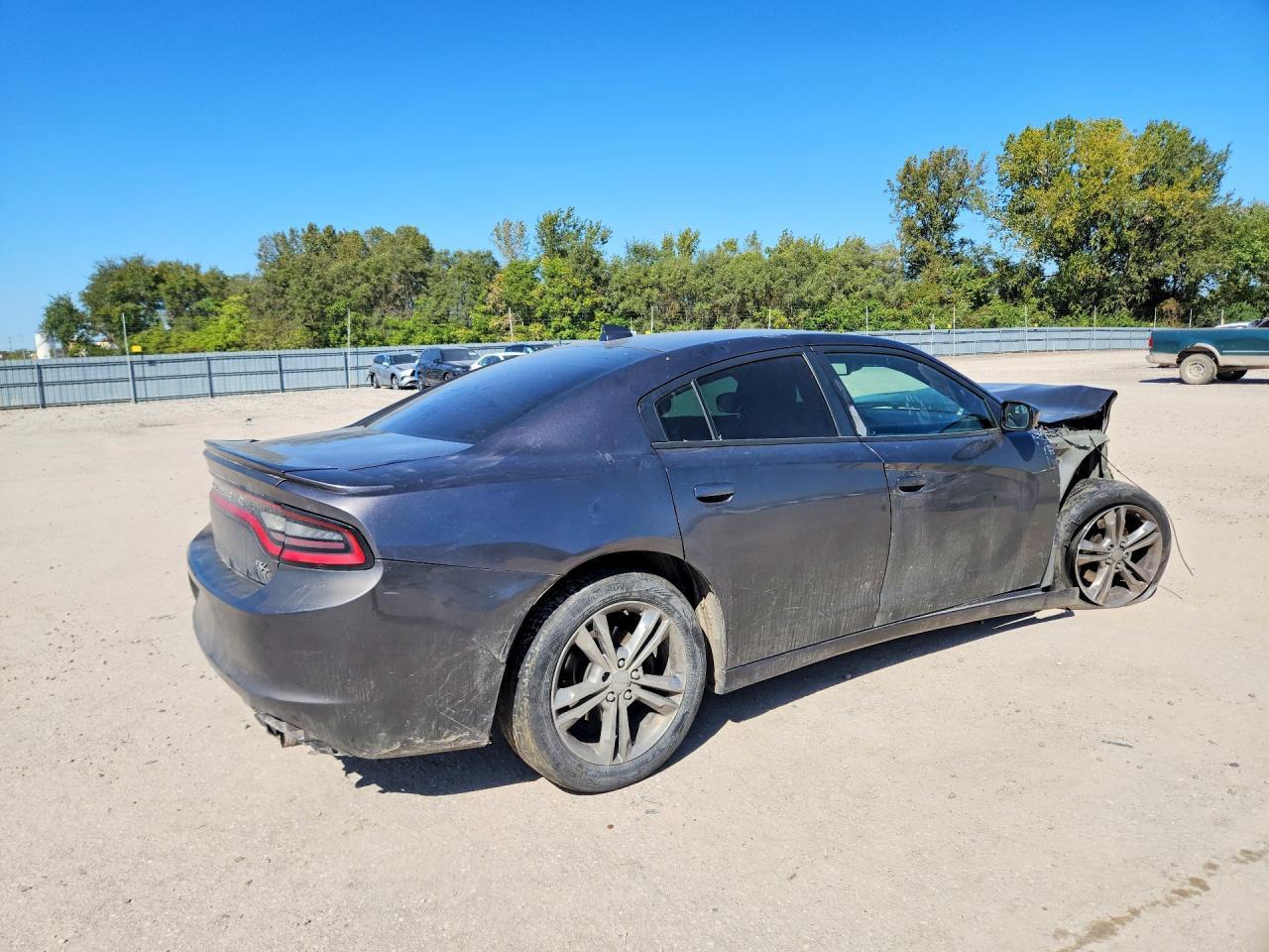 2016 Dodge Charger R - Фото 3