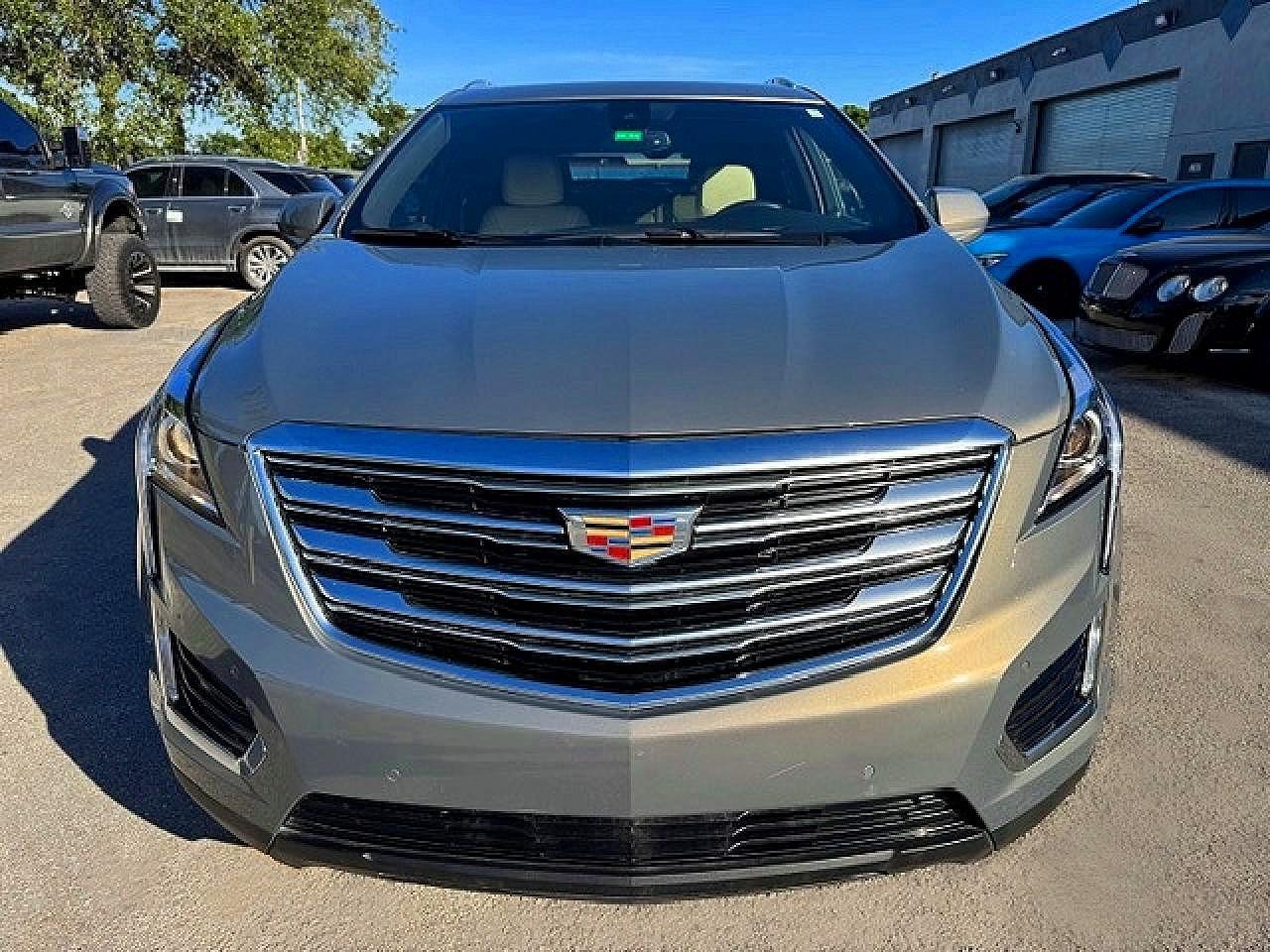 2019 Cadillac Xt5 Luxury - Image 5