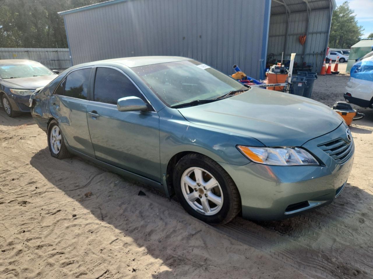 2008 Toyota Camry Le - Фото 4