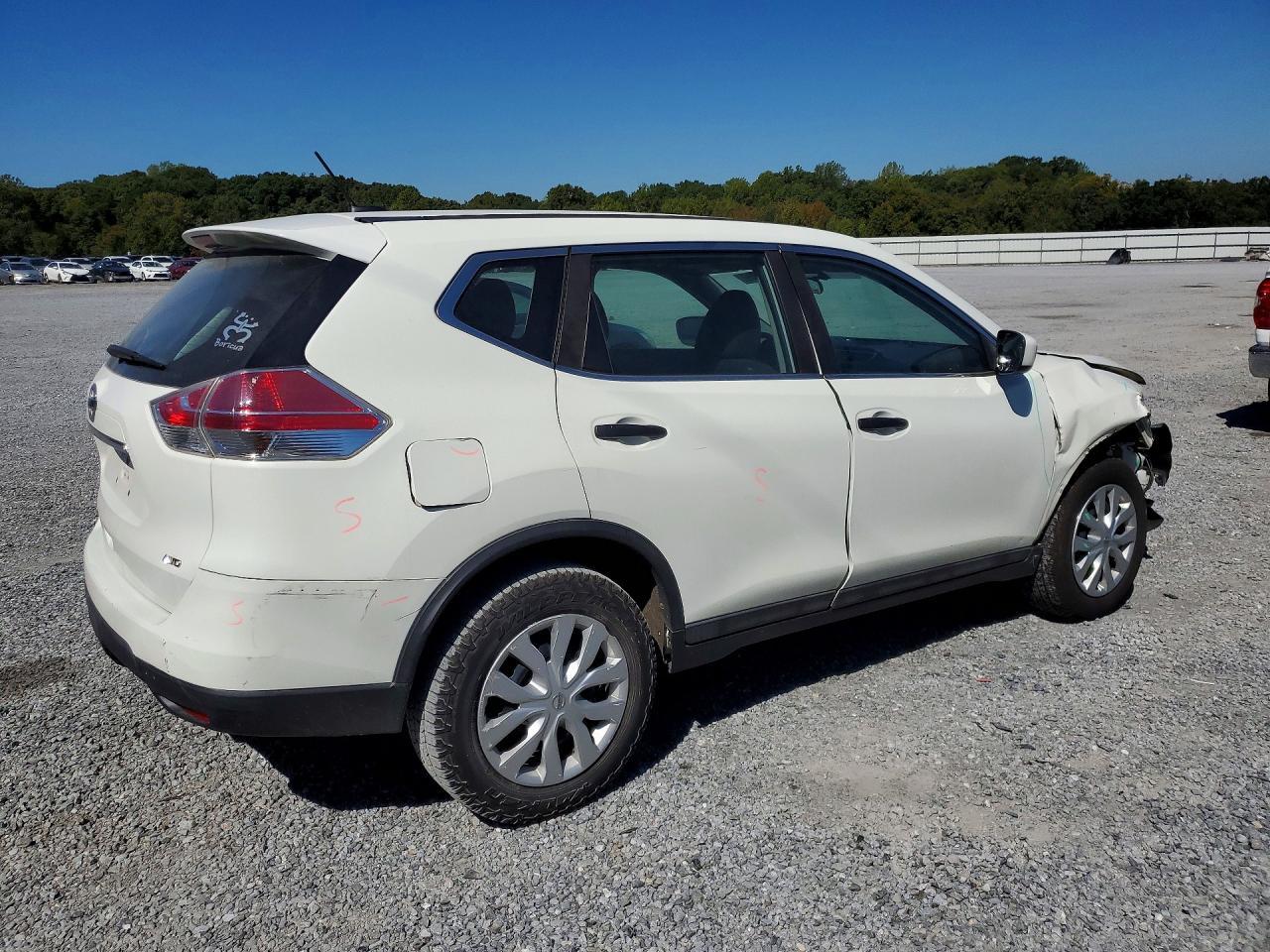 2016 Nissan Rogue S - Фото 3