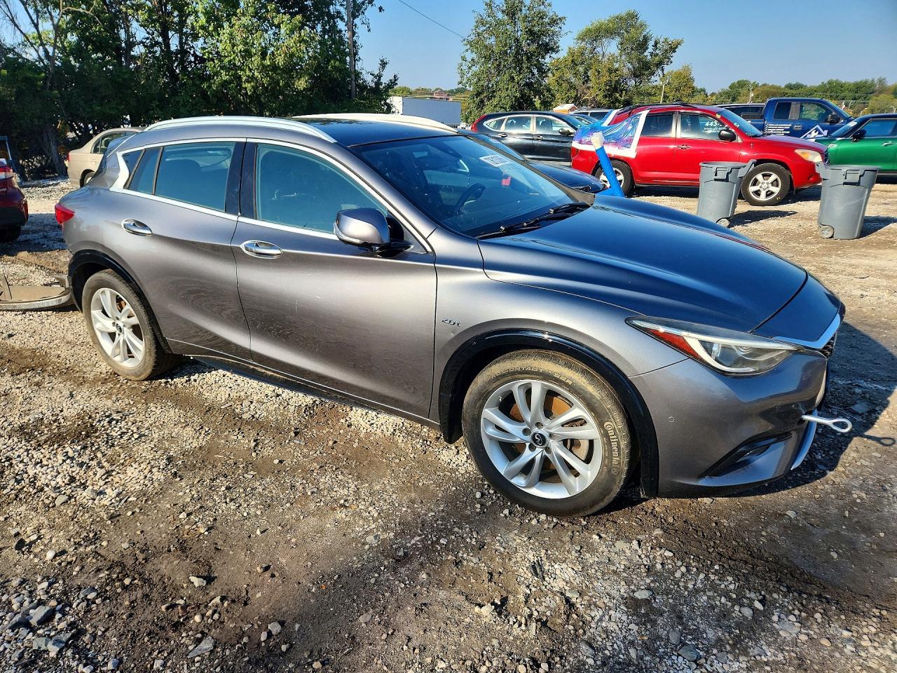 2018 Infiniti Qx30 Essential - Image 4
