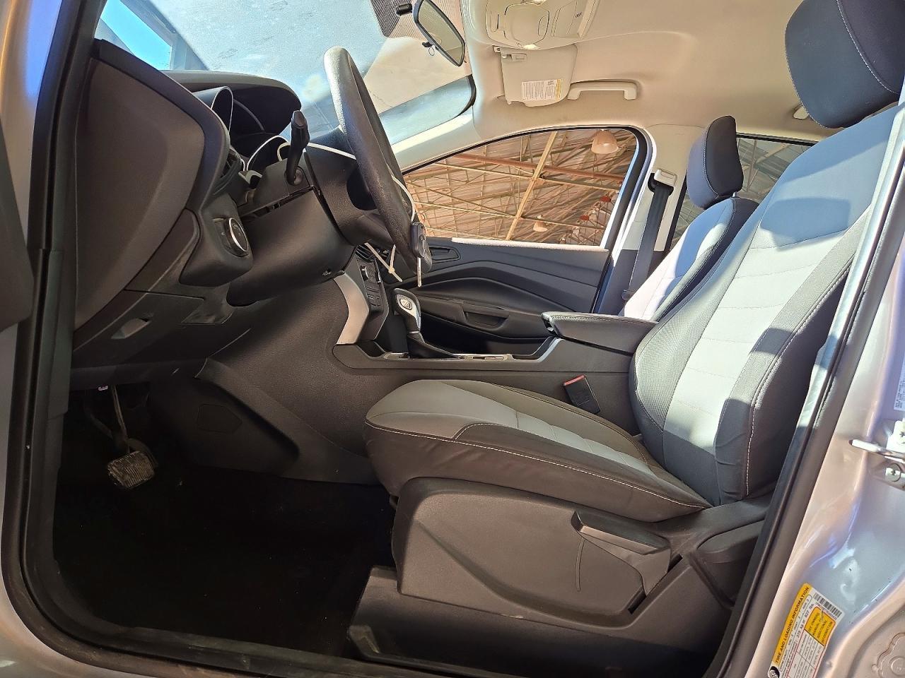 2019 Ford Escape S - Image 7