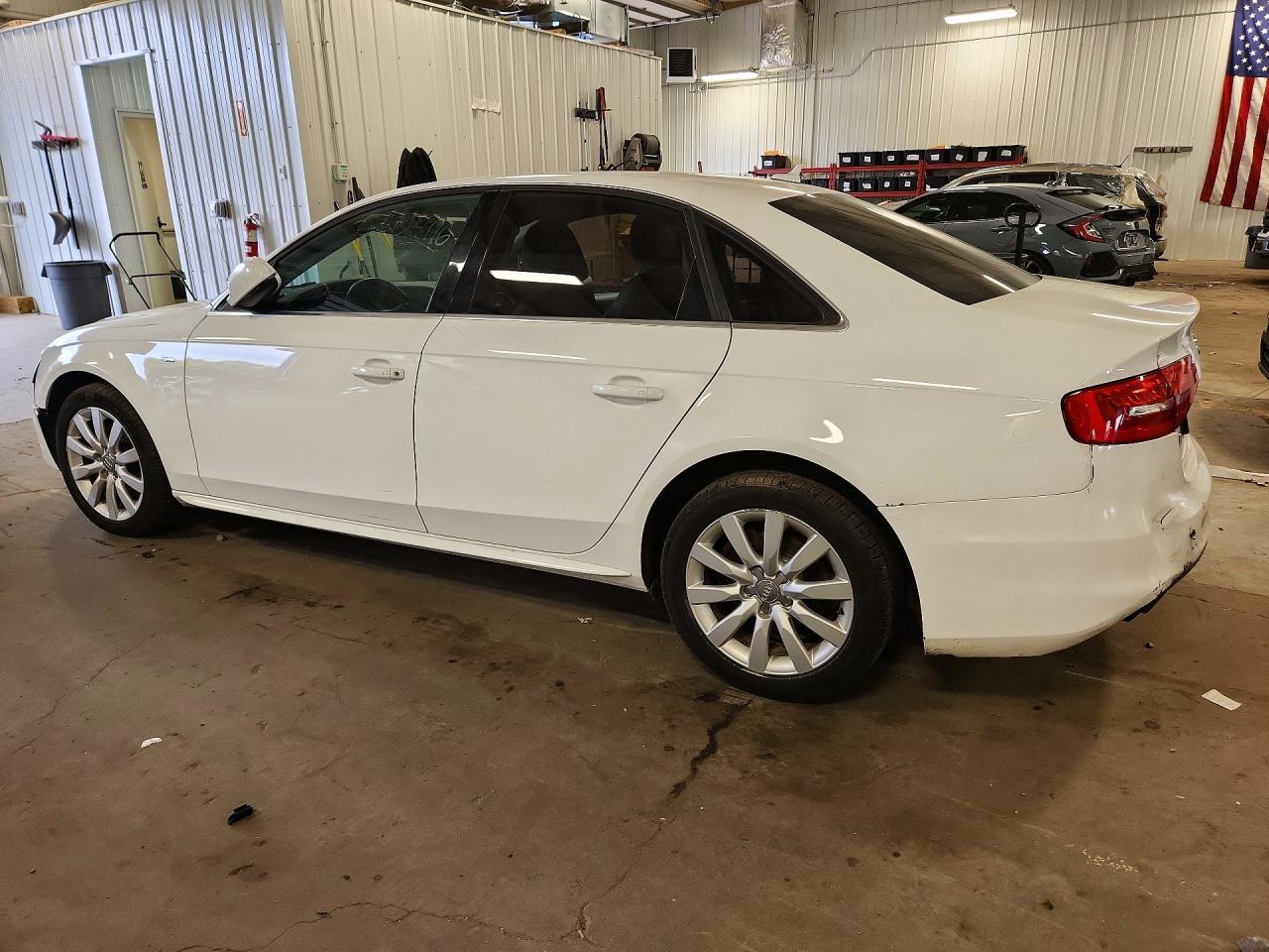 2015 Audi A4 Premium - Фото 2