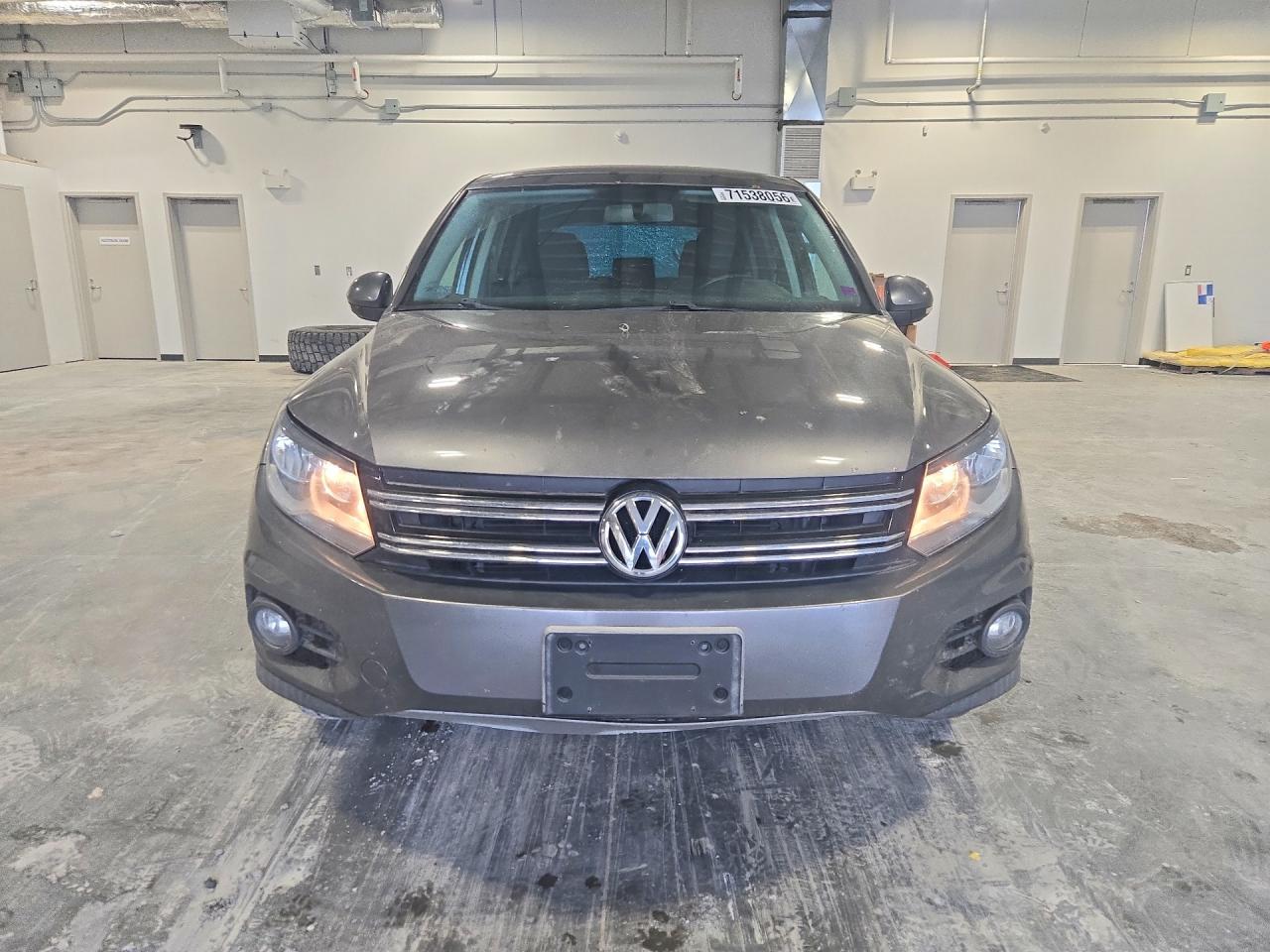 2012 Volkswagen Tiguan S - Image 5