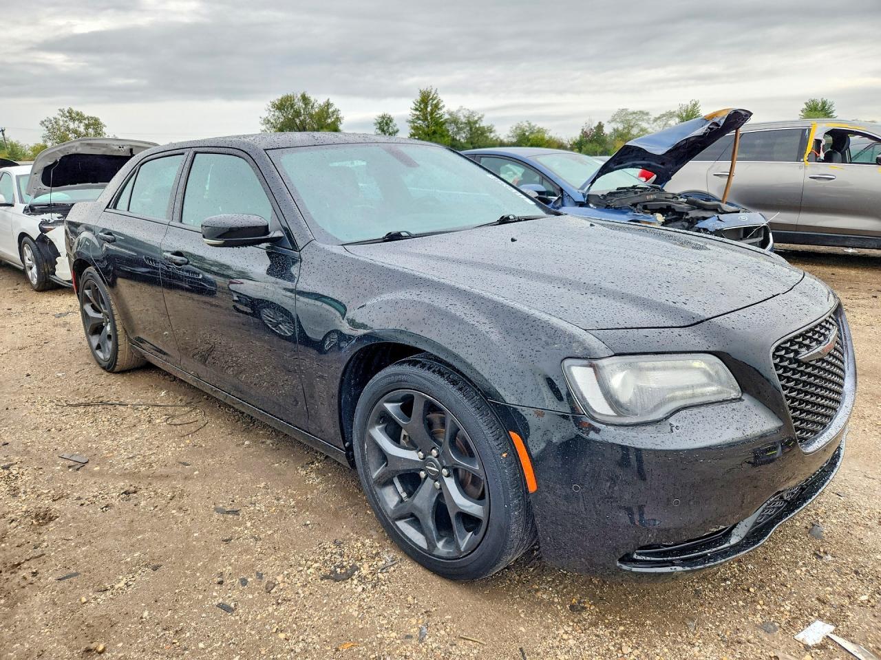 2021 Chrysler 300 S - Фото 4