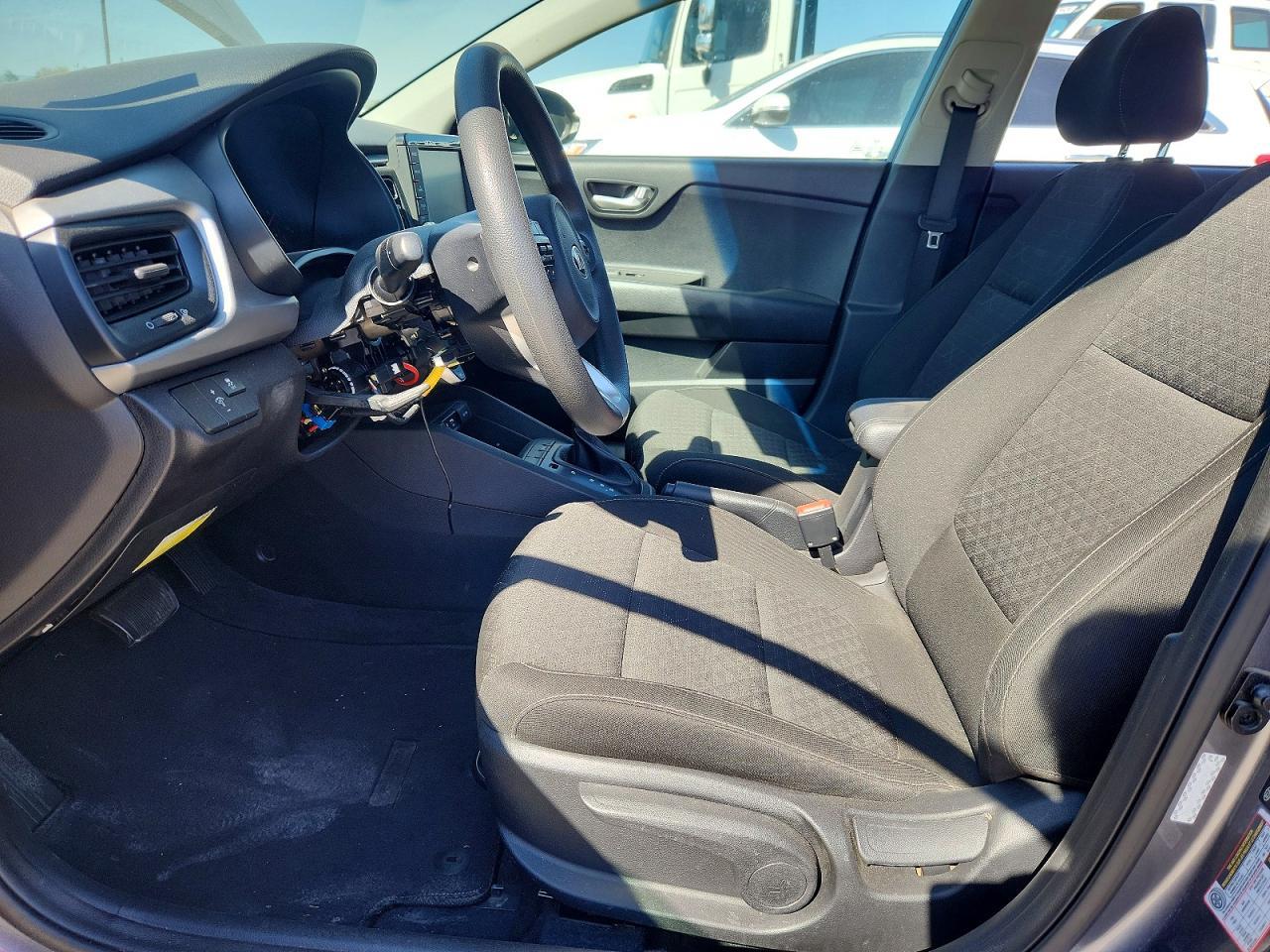 2020 Kia Rio S - Фото 7