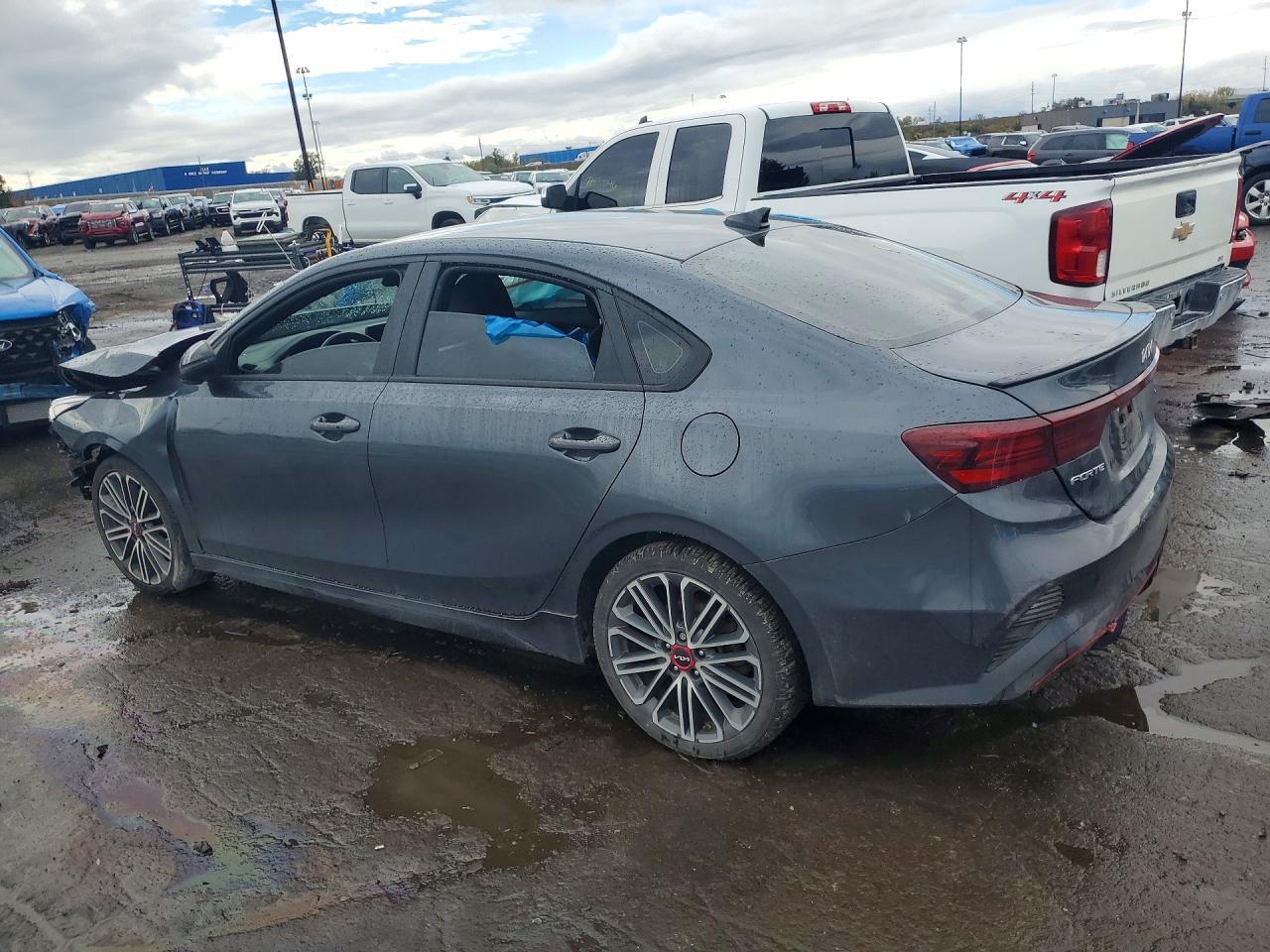 2023 Kia Forte Gt - Image 2