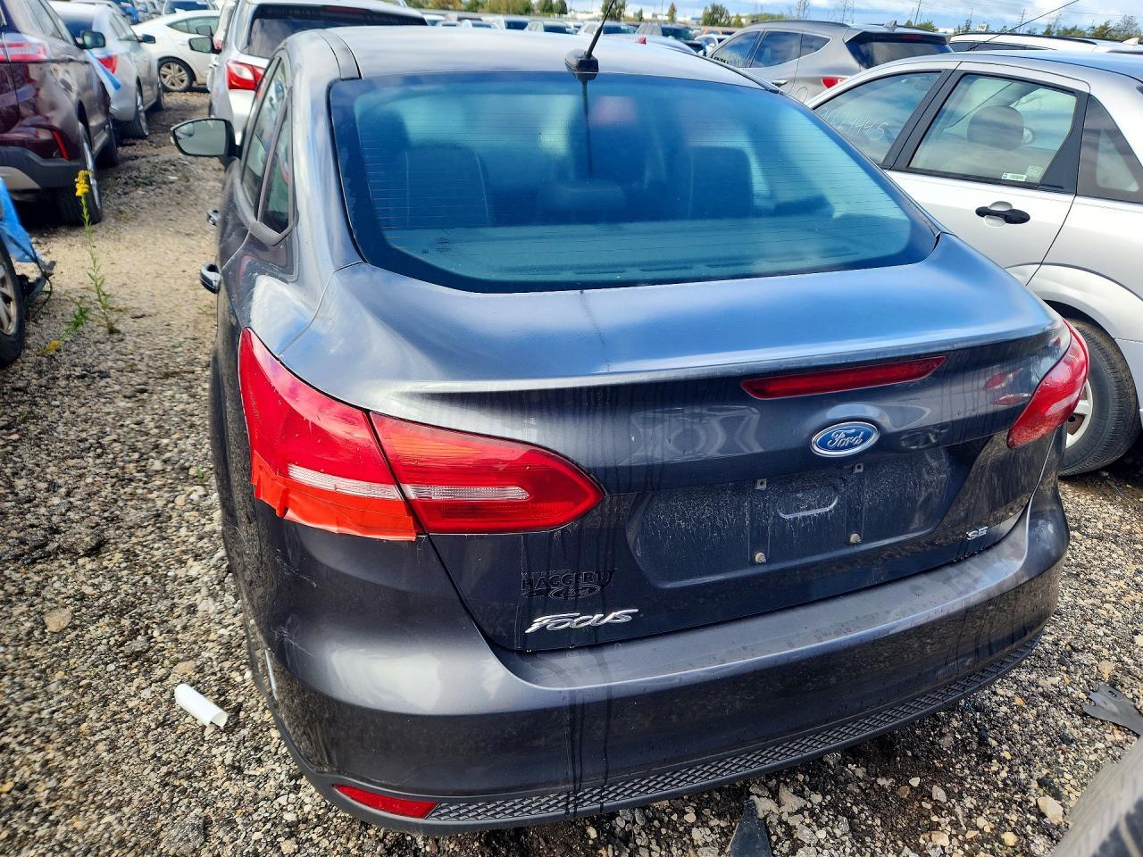 2017 Ford Focus Se - Image 6